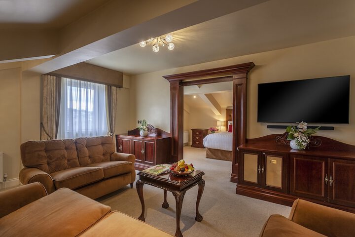 Room 28 of 58