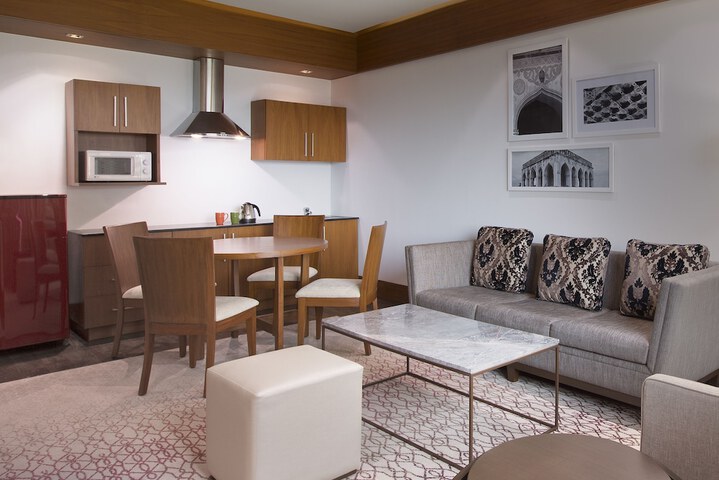 Room 15 of 112