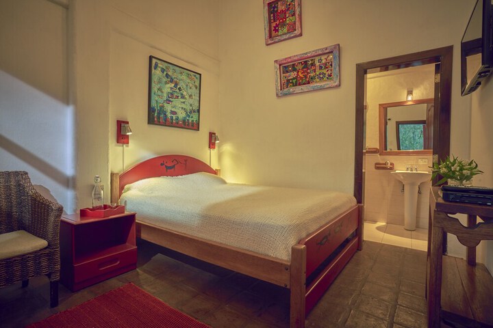Room 6 of 36