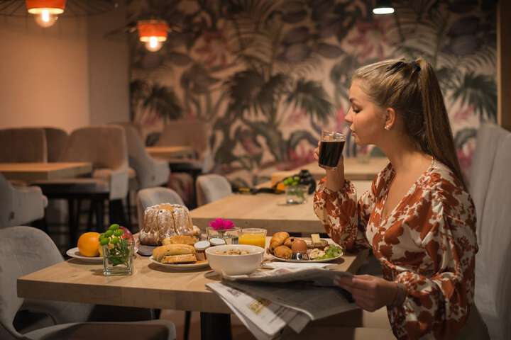 Dining 58 of 61