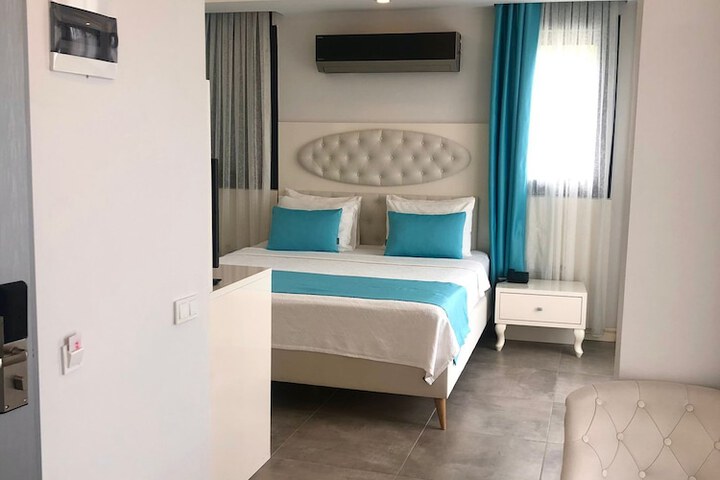 Room 18 of 43
