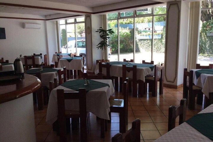 Dining Photos
