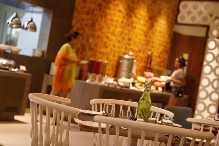 Breakfast/Coffee Service 33 of 63