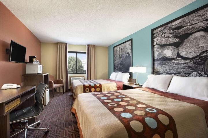 1 King Bed (6 of 11)