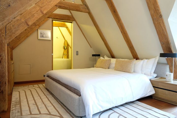Room 35 of 115