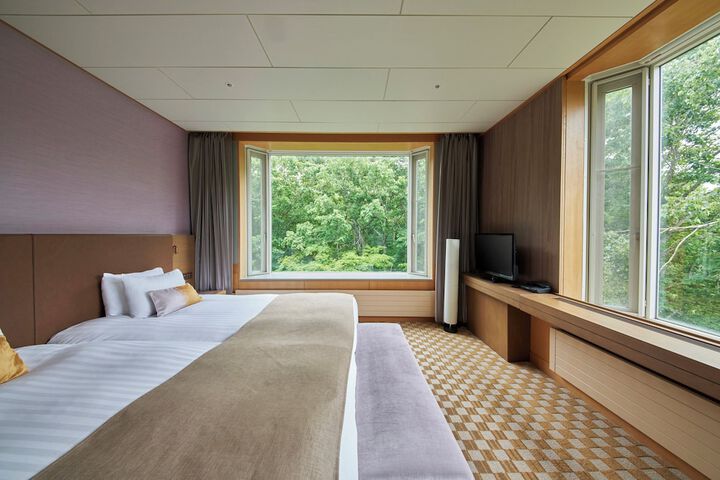 Room 25 of 173