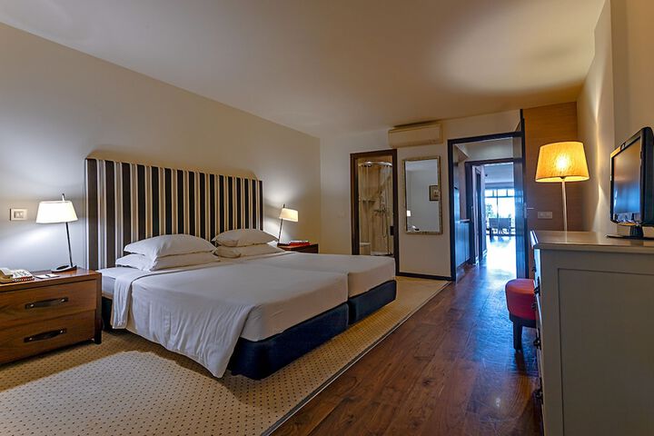Room 29 of 95