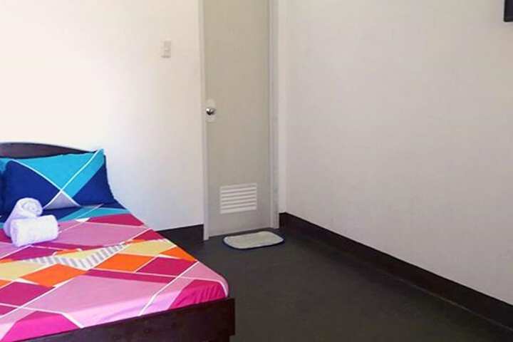 Room 11 of 14