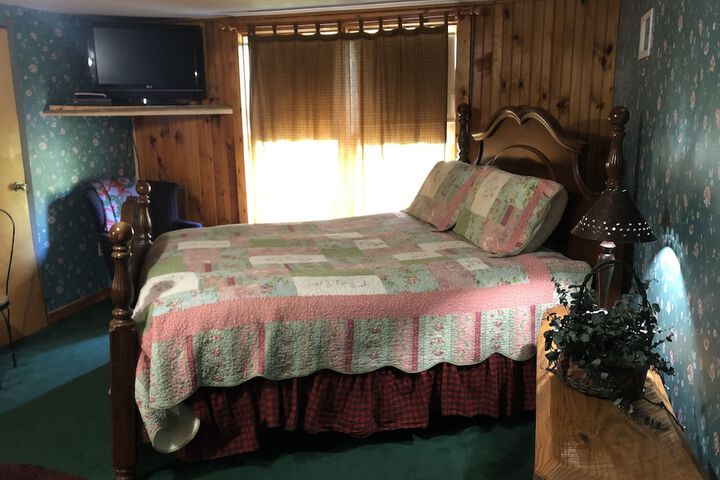 Room 6 of 40