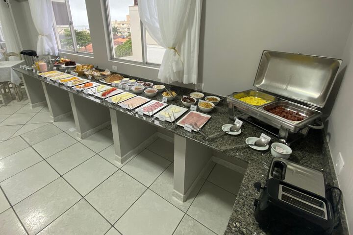 Dining 89 of 102