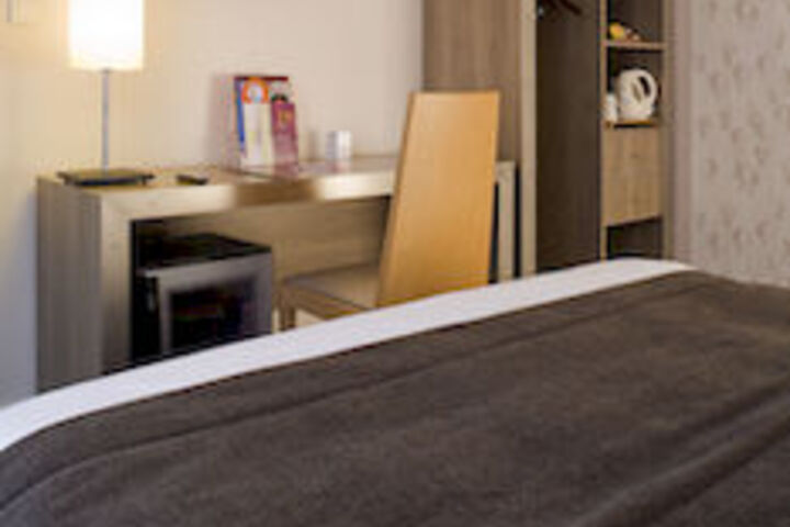 Room 13 of 46