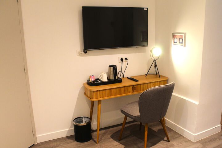 Room 11 of 75