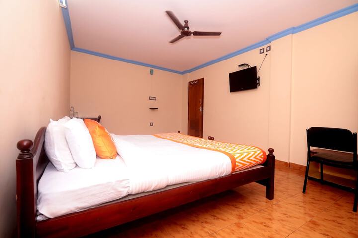 Room 8 of 25