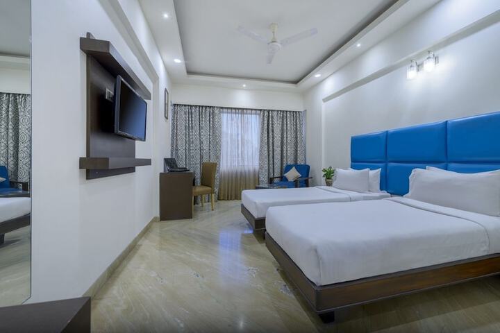 Room 28 of 117