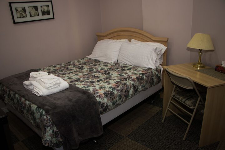 Room 28 of 58