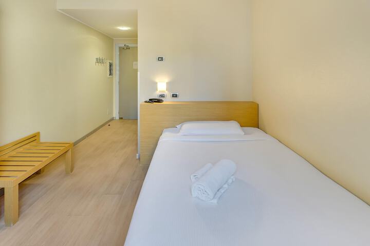 Room 20 of 57