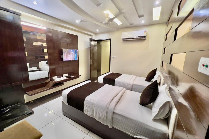 Room 26 of 71