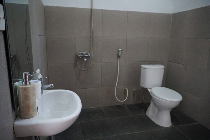 Room 14 of 19