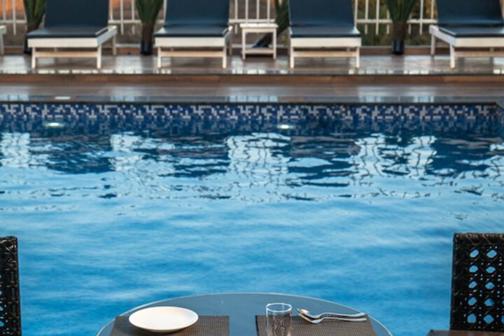 Pool 30 of 43