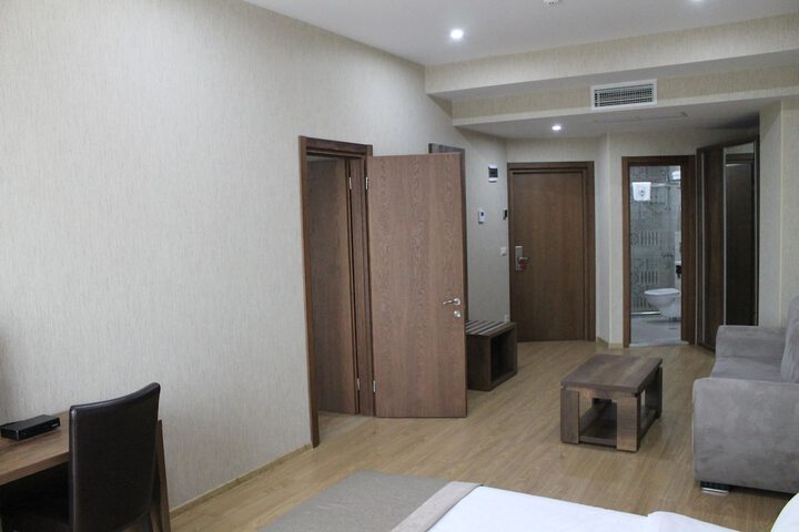 Room 35 of 45