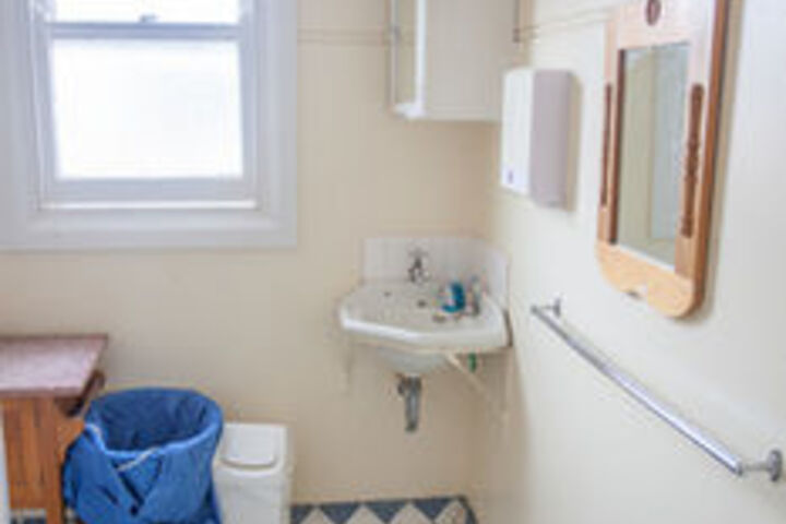 Room 20 of 32