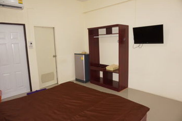 Room 21 of 26