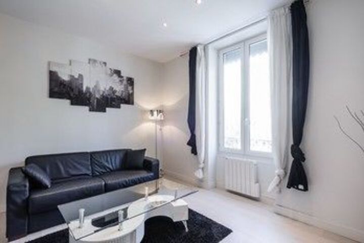 Room 18 of 18
