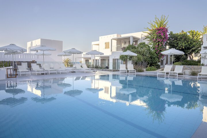 Pool 65 of 117