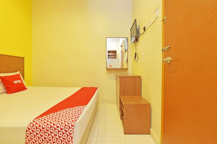 Room 14 of 23