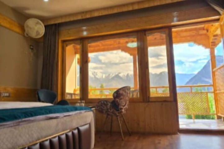 Room 5 of 31