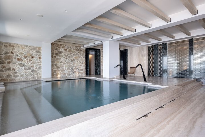Pool 35 of 62
