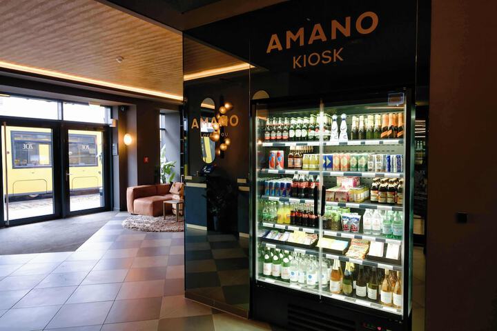Guest Lobby