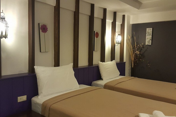 Room 7 of 54