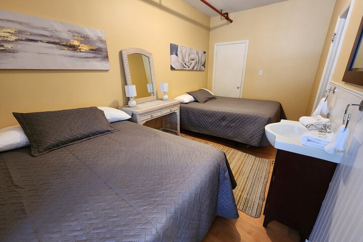 Room 4 of 31