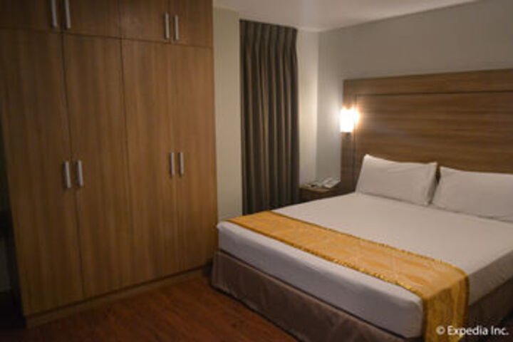 Room 35 of 85
