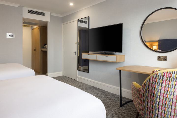 Room 26 of 118