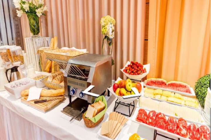 Breakfast buffet