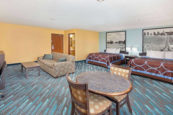 Room 17 of 26