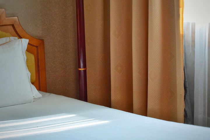 Room 7 of 40