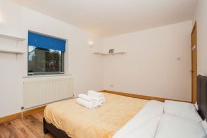 Room 12 of 21