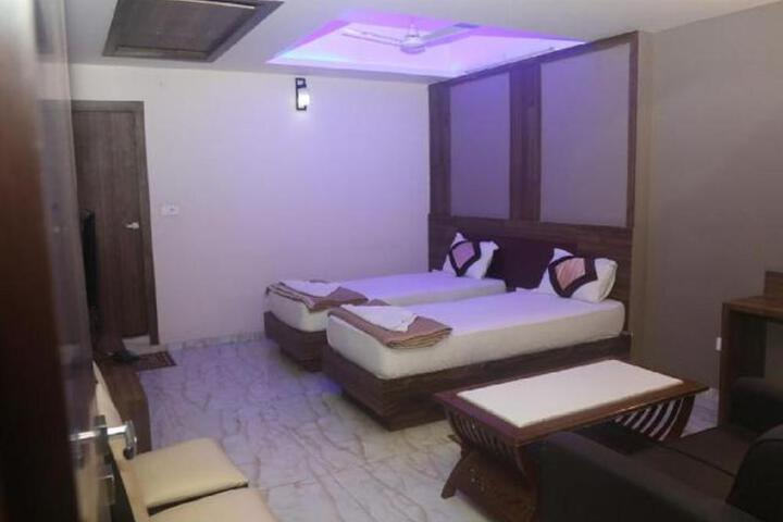 Hotel Pratap Iinternational by ShriGo Hotels