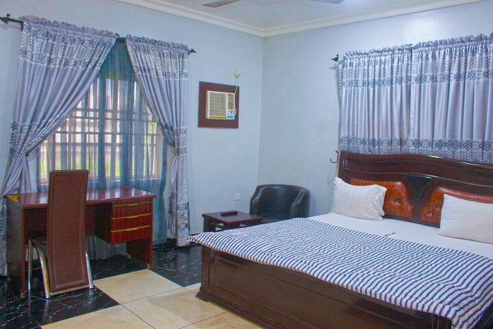 Room 40 of 68