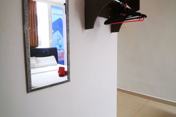 Room 19 of 59