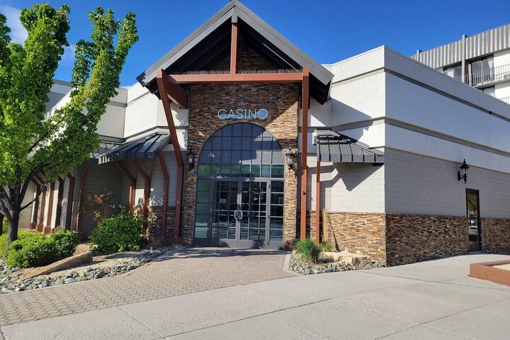 Entertainment 41 of 62