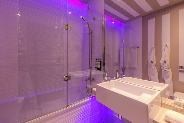 Bathroom Interior Photo