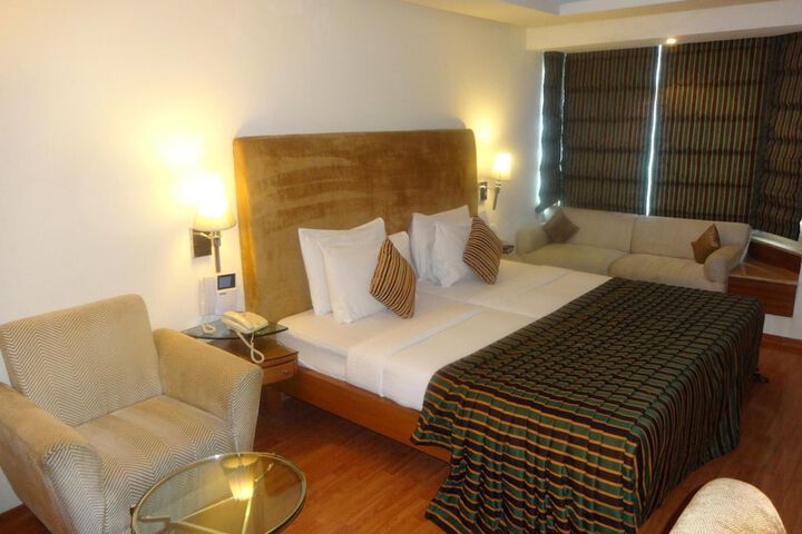 Room 28 of 56