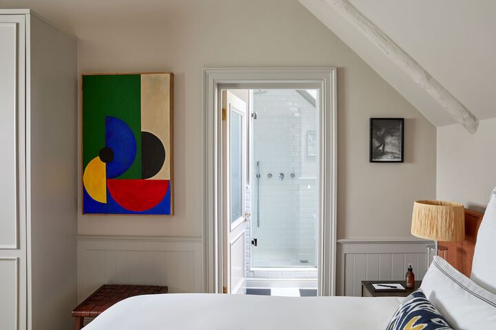 Room 43 of 57
