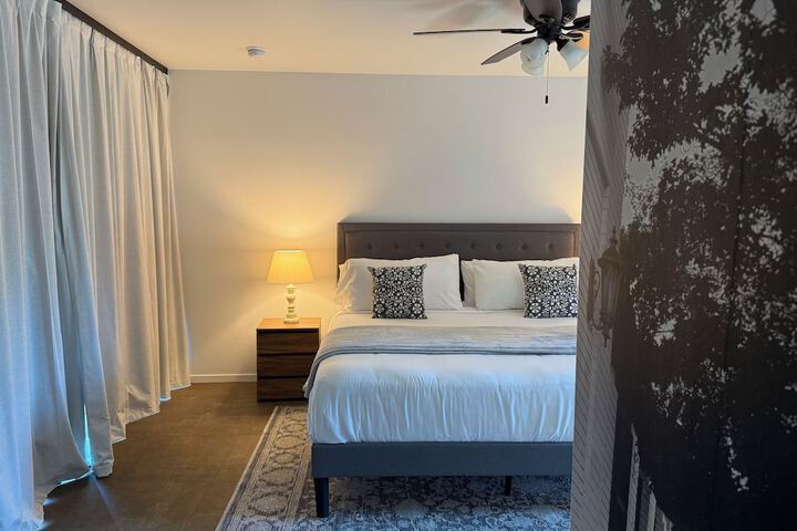 Room 4 of 21