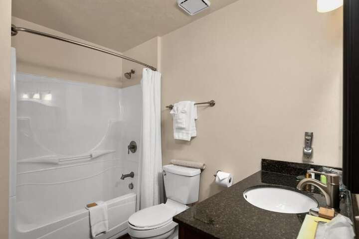 Room 28 of 46