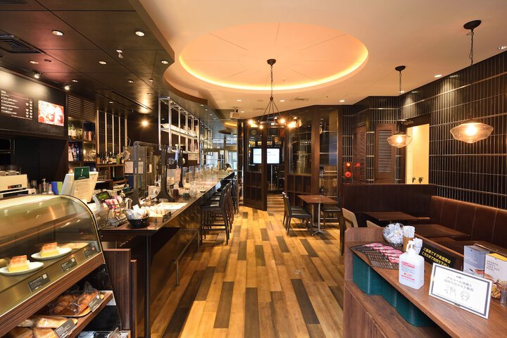 Dining Photos